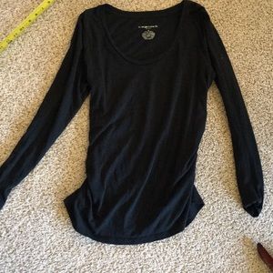 Liz Lange black long sleeve tee medium